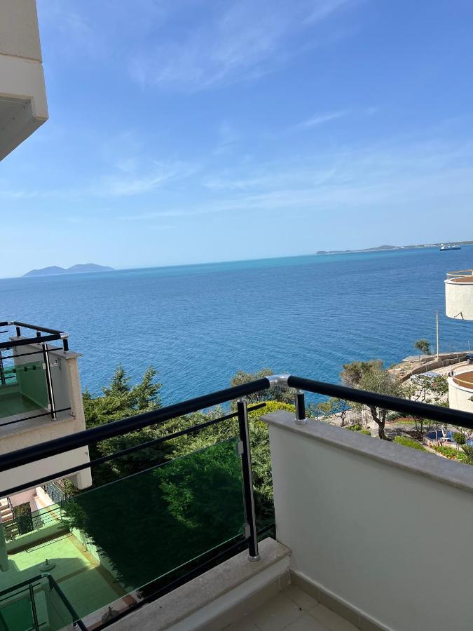 The Blue Horizon Hotell Radhimë Eksteriør bilde