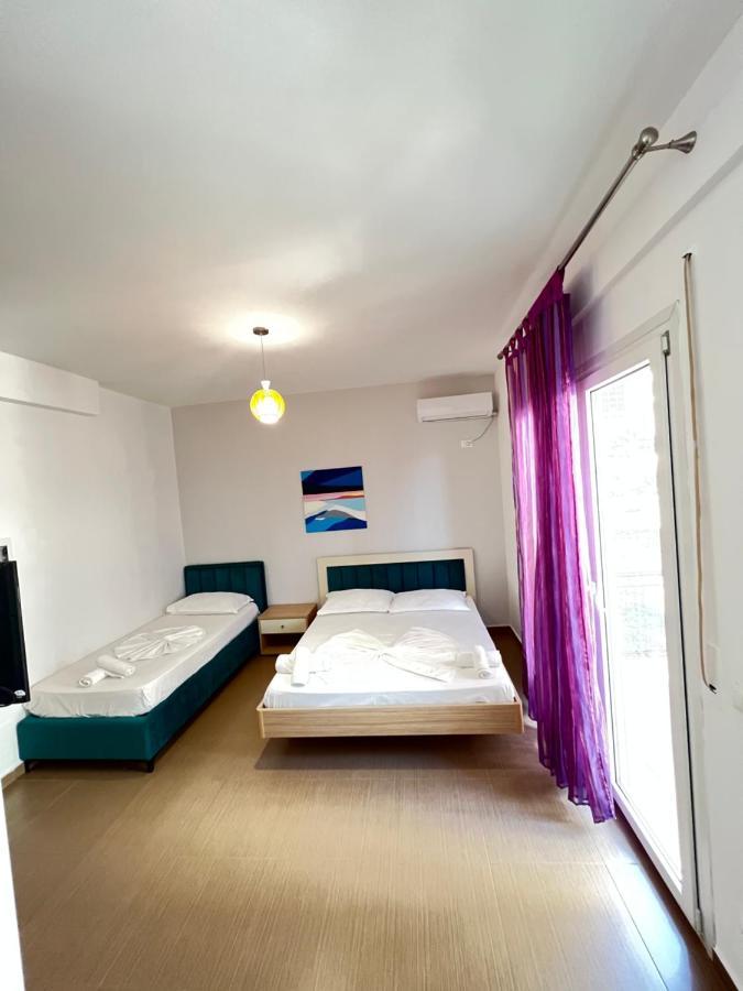 The Blue Horizon Hotell Radhimë Eksteriør bilde